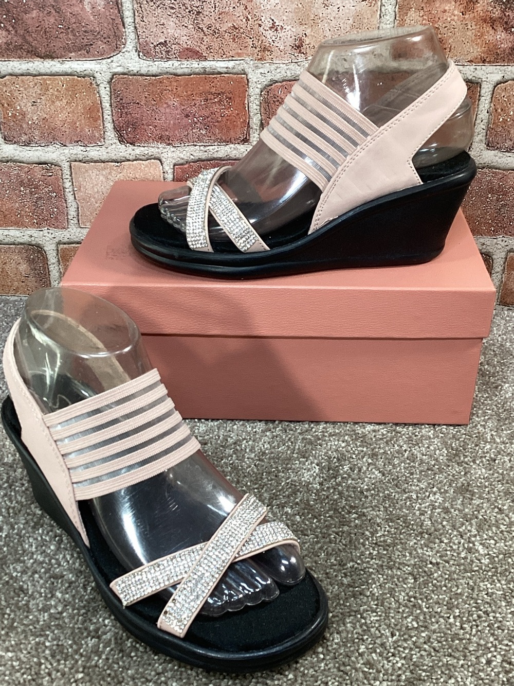 Skechers Womens Rumblers Modern Maze Wedge Sandals size 6.5